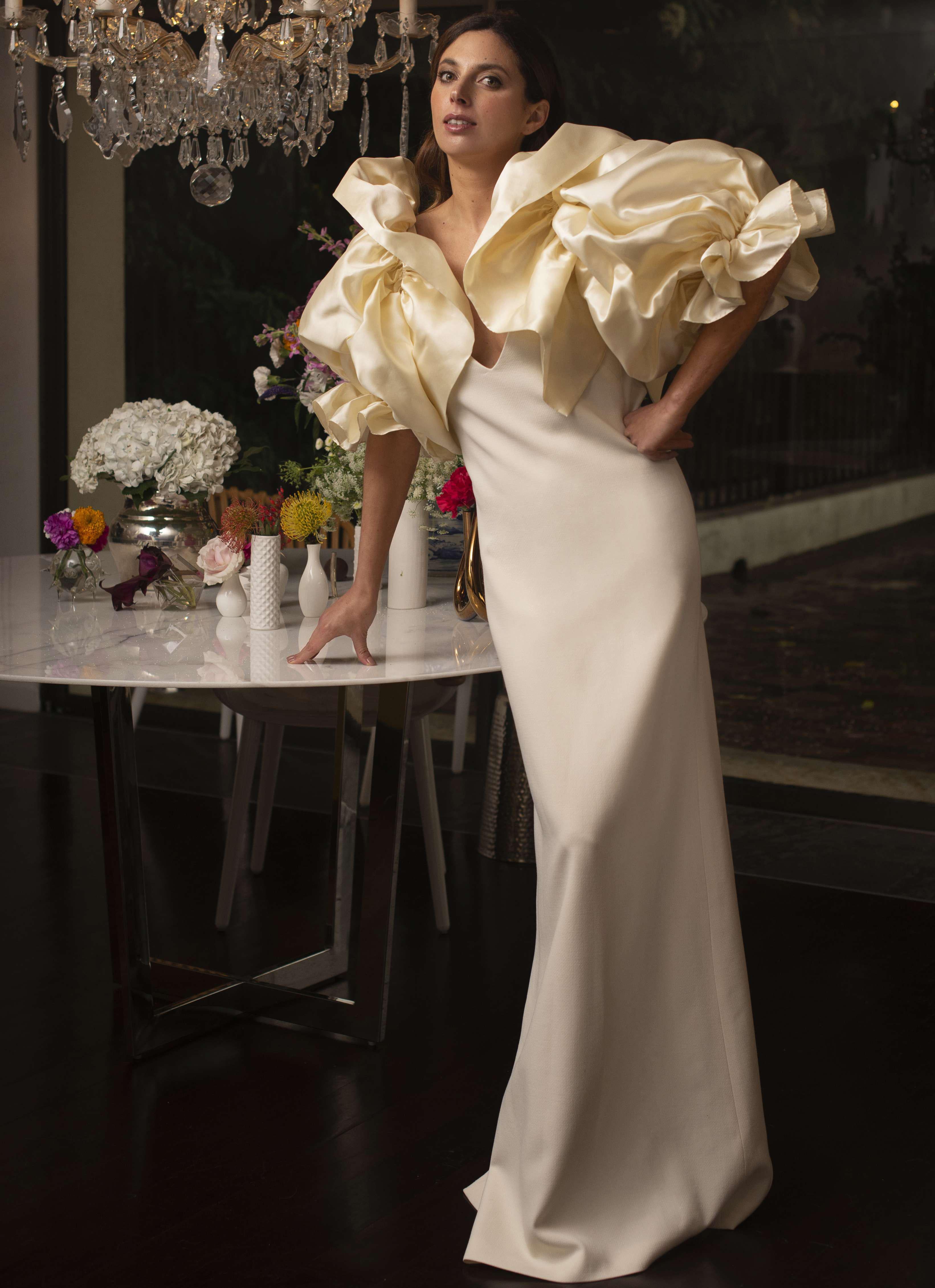 Contigo Aprendi Gown